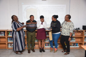 Thuto Tiro’s Zonke Qwela honoured after winning VUT’s school reading competition