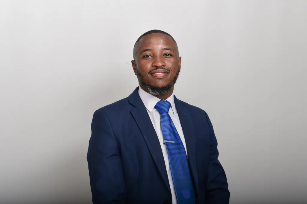 Dr. Lindokuhle Manuel