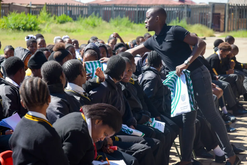 VUT-donates-sanitary-towels-to-matric-students-in-Sharpeville-scaled.webp