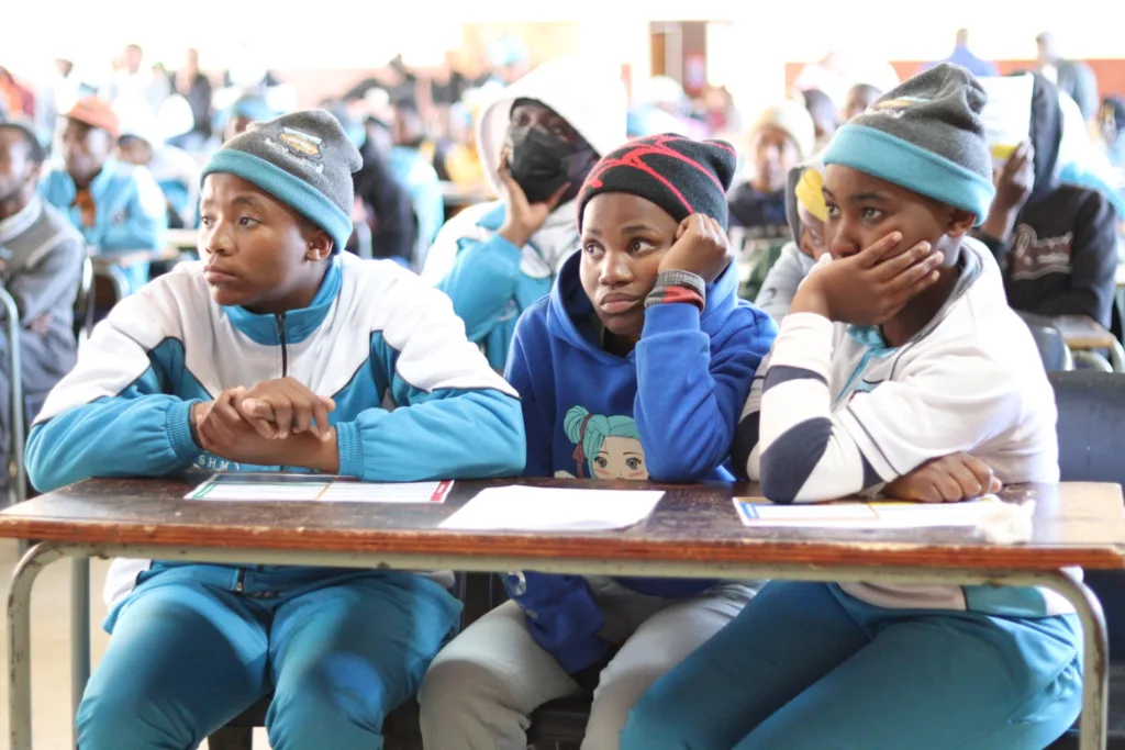 VUT alumni from the Rantsane Secondary School, Class of 1993 and the Alumni Relations team have made a powerful impact on education at their Secondary School through donations