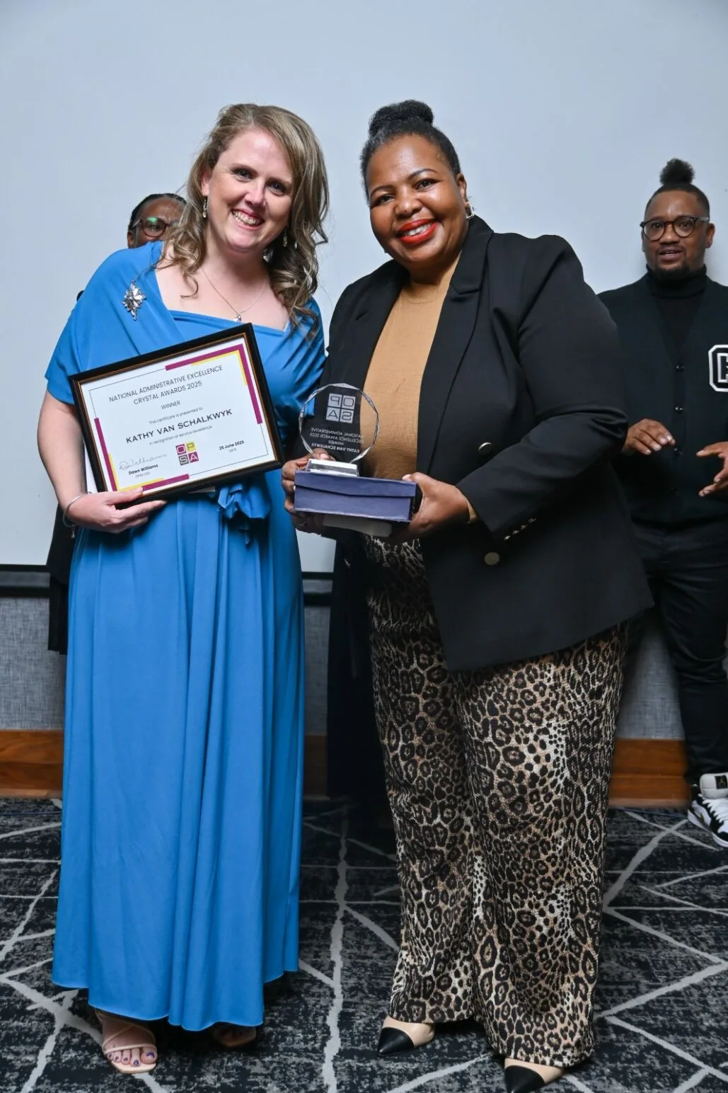 VUT’s Kathy Van Schailkwyk, Senior Administrator in the Faculty of Applied and Computer Sciences, receives the prestigious National Administrative Excellence Crystal Award from OPSA, recognising her leadership, innovation, and dedication to the profession