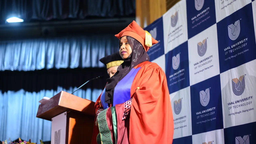 Groundbreaking research on pharmaceutical pollutants earns Dr Shirley Priscilla Onkani her PhD at VUT
