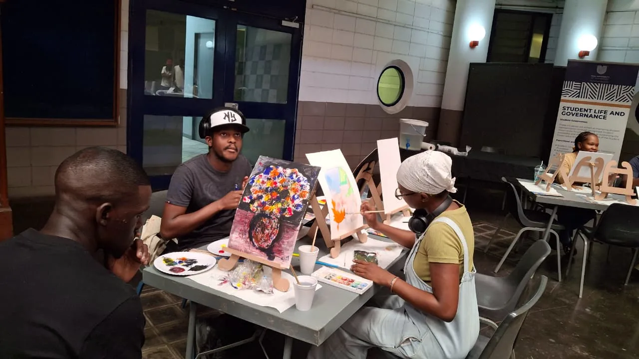 VUT students bring colour to campus at first sip and paint