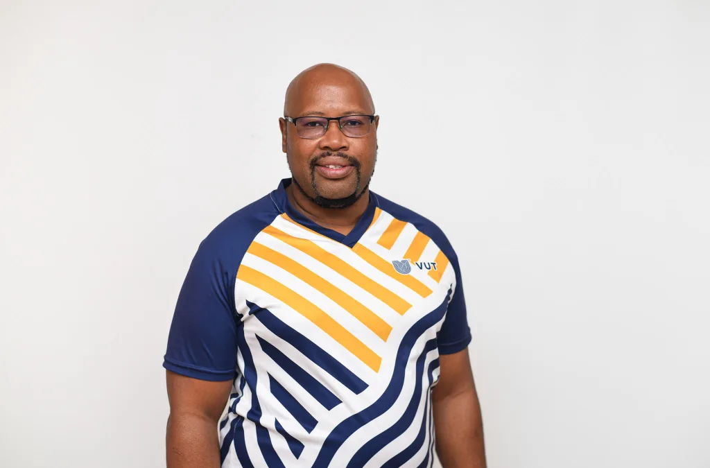 Mr Gadinkosi M Dube
