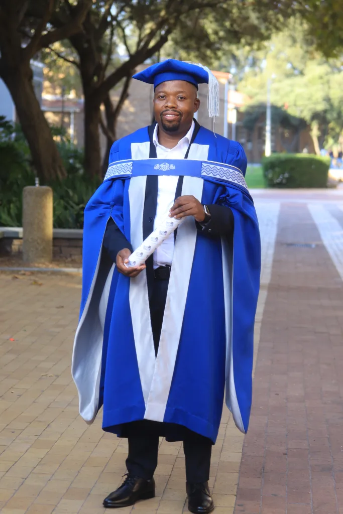 DR Jacob – Vaal University of Technology Reading the city: Jacob Thamaga’s journey to a PhD in linguistics
