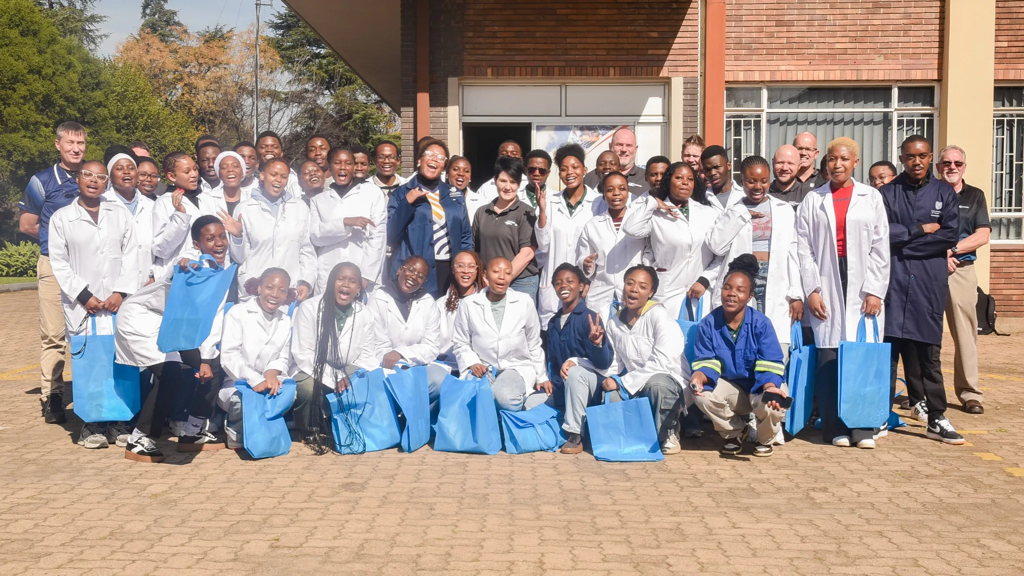VUT academics champion – Vaal University of Technology – Vaal University of Technology "VUT academics Dr Nozipho Mabaso and Dr Kgomotso Mtshatsheni showcased innovative projects on virtual laboratory simulations and inclusive teaching practices through the nationally recognised TAU Fellowship Programme