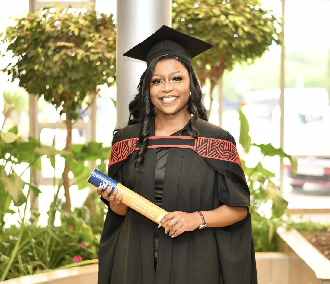Neo Mareletse, a dedicated athlete and graduate, proudly earns her Bachelor of Communication after balancing academics, athletics and financial challenges with determination and resilience.
