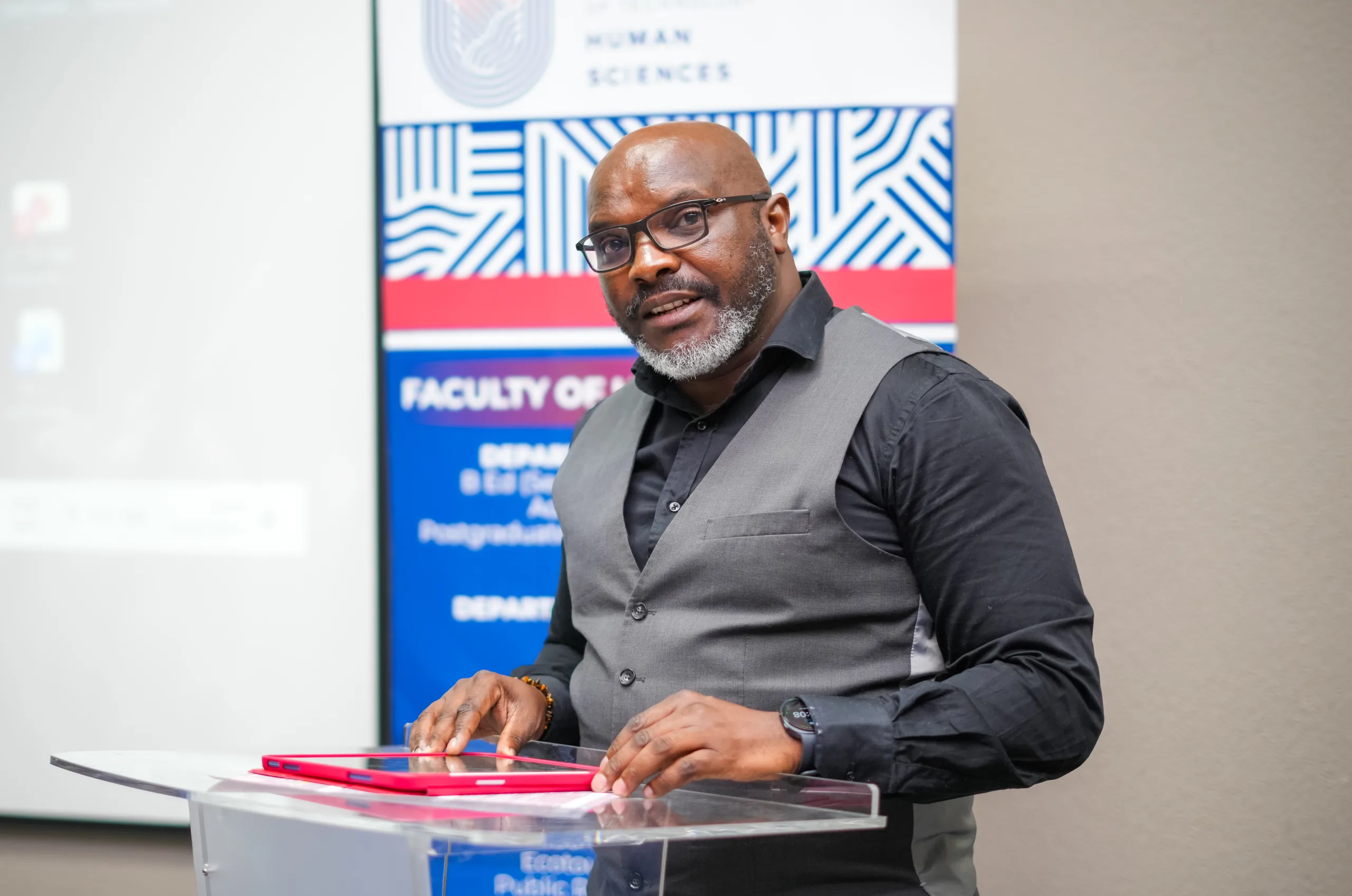 Professor Lazarus Maleho opens the Faculty of Human Sciences Teaching and Learning Colloquium, emphasising the value of strong lecturer-student relationships.