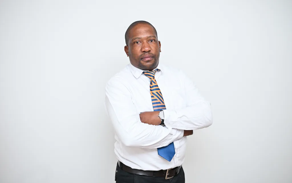 Mr Thebe Mohapi