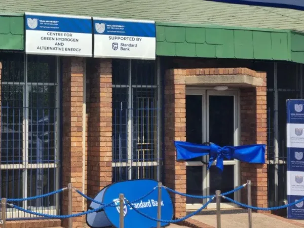 VUT, Standard Bank to devise practical green hydrogen solutions through new research centre